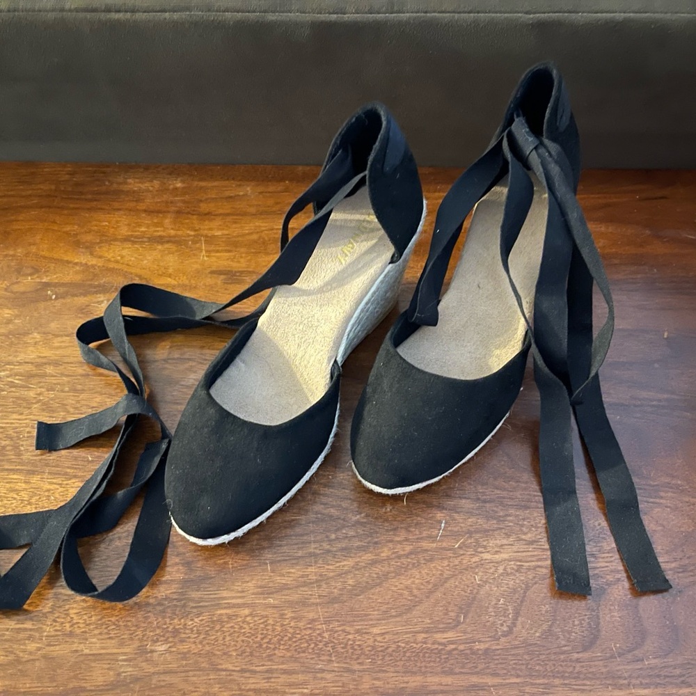 Old Navy Black Espadrilles with Neutral Rope Heel